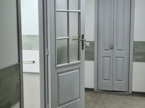 комерційна за адресою Шовковична вул., 38