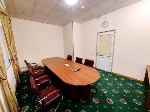комерційна за адресою Інститутська вул., 19-А