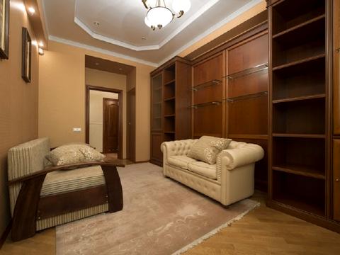 квартира за адресою Лонгина Цегельського вул., 10