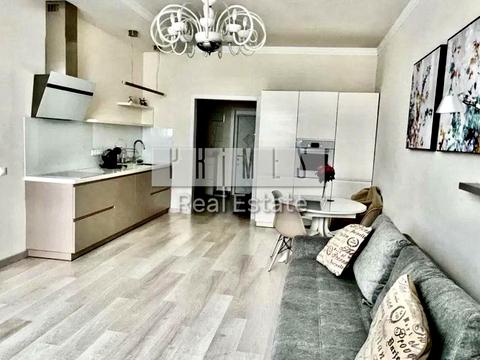 квартира за адресою Андрія Верхогляда вул. (Михайла Драгомирова), 2-А