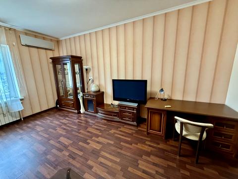 квартира по адресу Дмитриевская ул., 69