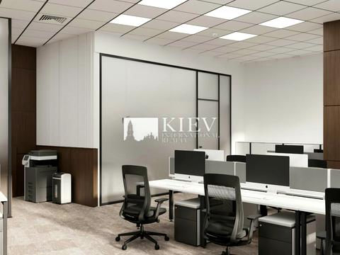 комерційна за адресою Князів Острозьких вул. (Московська), 32