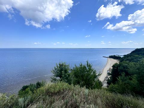 ділянка за адресою Набережно-Дніпровська вул., 1