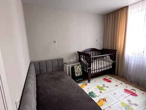 квартира за адресою Перлинна вул., 10