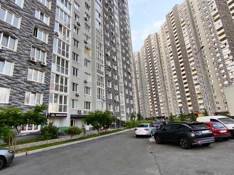 комерційна за адресою Ревуцького вул., 54-Б