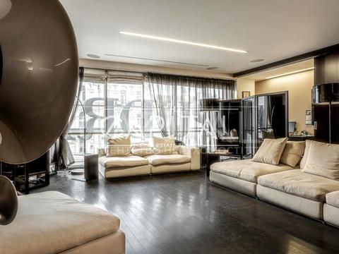 комерційна за адресою Саксаганського вул., 120