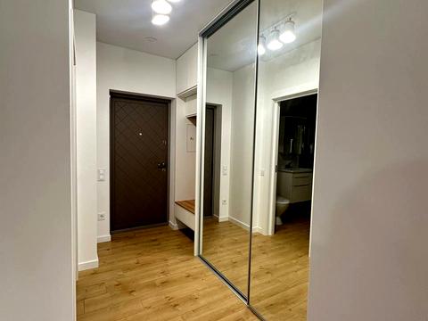 квартира за адресою Київ, Драгоманова вул., 10