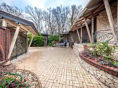 будинок за адресою Прикордонна вул., 1