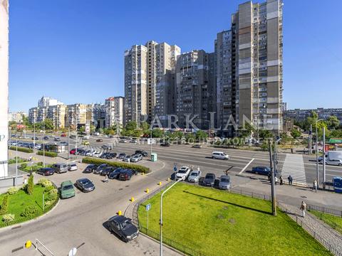 квартира по адресу Ревуцкого ул., 40-В