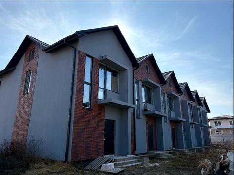 будинок за адресою Зоряна вул.