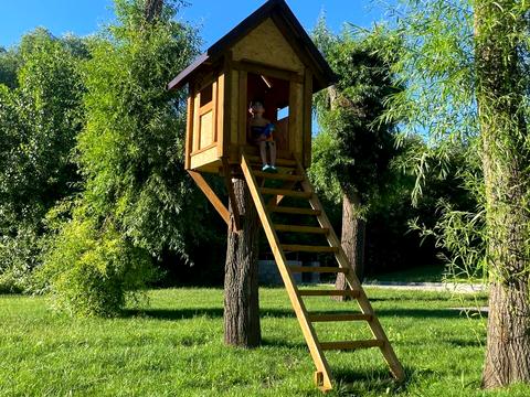 будинок за адресою Жванецька, 15А