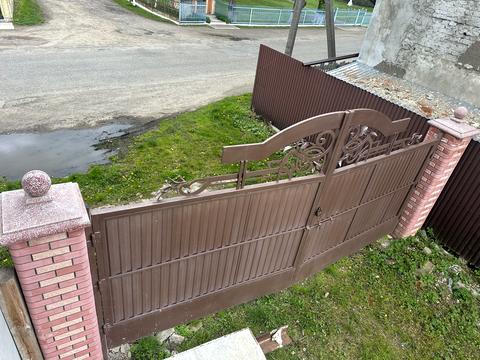 коммерческая по адресу Гагаріна, 3