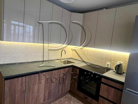 квартира за адресою Володимира Івасюка просп. (Героїв Сталінграду), 51-А