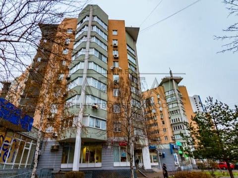 комерційна за адресою Раїси Окіпної вул., 4-А