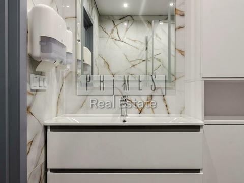 комерційна за адресою Володимирська вул., 51/53