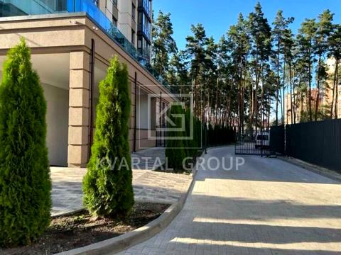 комерційна за адресою вул. Університетська, 3