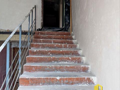 комерційна за адресою Олександра Архипенка вул. (Мате Залки), 6