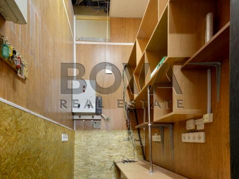 комерційна за адресою Саксаганського вул., 120