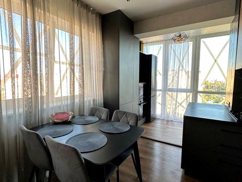 квартира за адресою Олексія Вадатурського вул. (Маршала Малиновського), 5