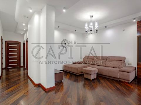 квартира по адресу Андрея Верхогляда ул. (Михайла Драгомирова), 3