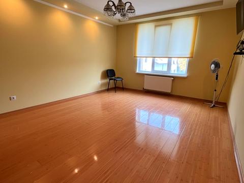 комерційна за адресою Сорохтея, 24А