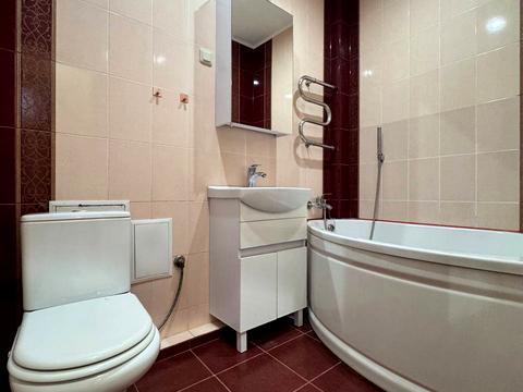 квартира за адресою Привокзальна вул., 7