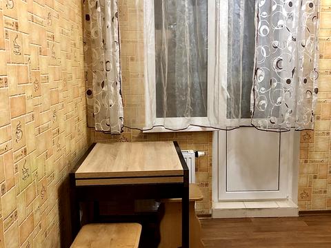 квартира за адресою Софії Русової вул., 3