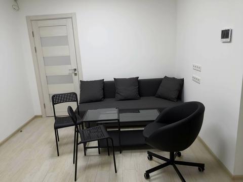 комерційна за адресою Левандовська вул. (Аніщенка), 14