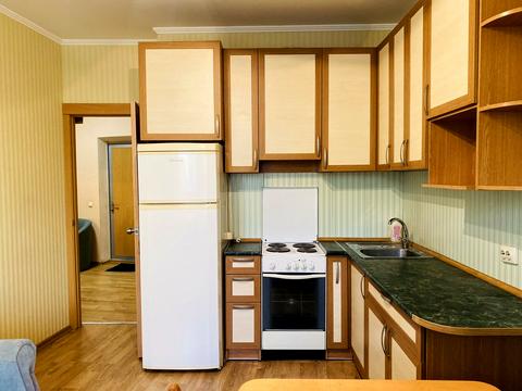 квартира по адресу Олены Пчилки ул., 2
