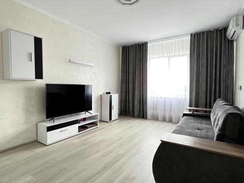 квартира за адресою Миколи Закревського вул., 8