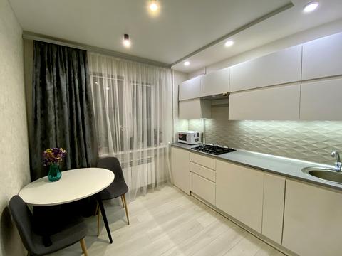 квартира за адресою Наддніпрянський просп. (50 років СРСР), 21