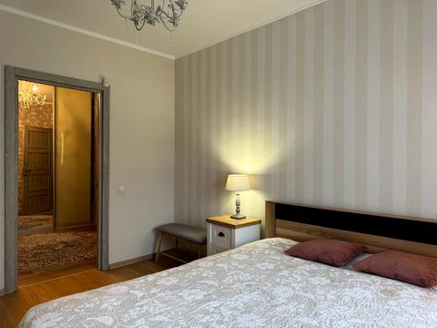 квартира по адресу Ревуцкого ул., 25