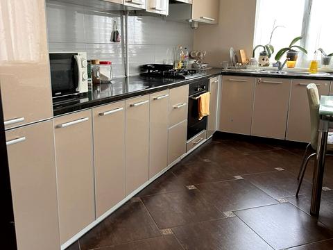 будинок за адресою Пров.Героїв Крут