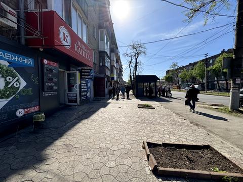 комерційна за адресою Криворіжсталі вул. (Орджонікідзе), 9