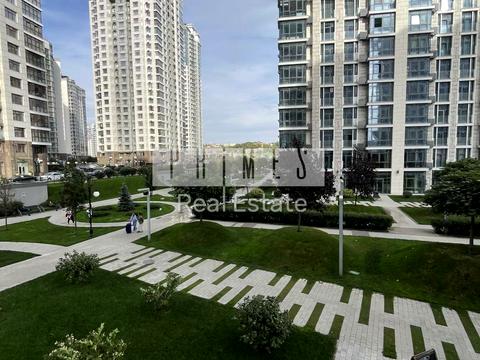 коммерческая по адресу Андрея Верхогляда ул. (Михайла Драгомирова), 19-А