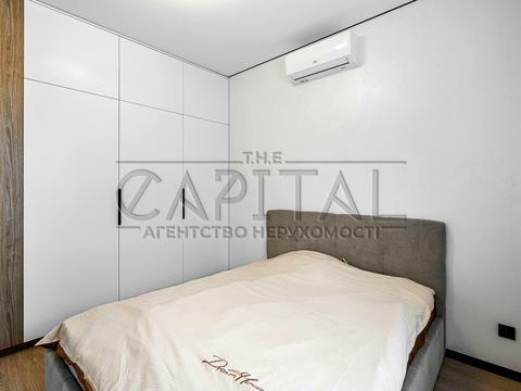 будинок за адресою Подільська вул.