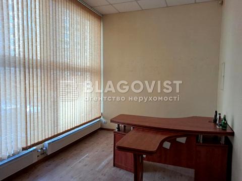 коммерческая по адресу Леси Украинки бульв., 21-А