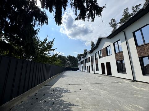 дом по адресу Сімʼї Шкарівських ул., 9