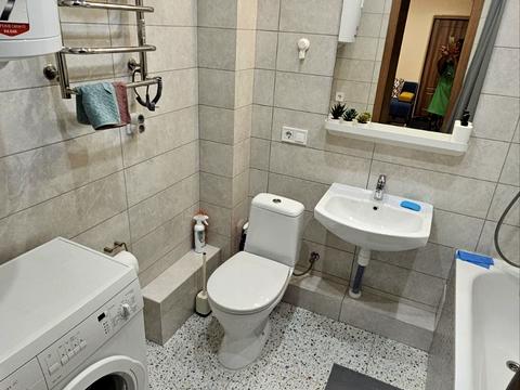 квартира за адресою Ревуцького вул., 54