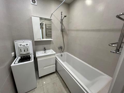 квартира по адресу Степана Бандери ул., 40/2-Г