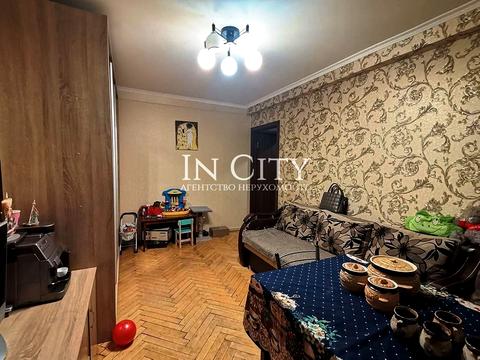 квартира за адресою Дегтярівська вул., 15