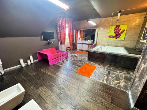 будинок за адресою молодіжна