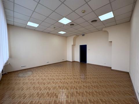 комерційна за адресою Ґарета Джонса вул. (Сім'ї Хохлових), 15