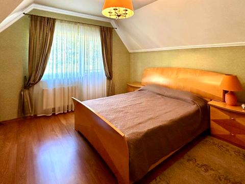 будинок за адресою Шкільна вул.