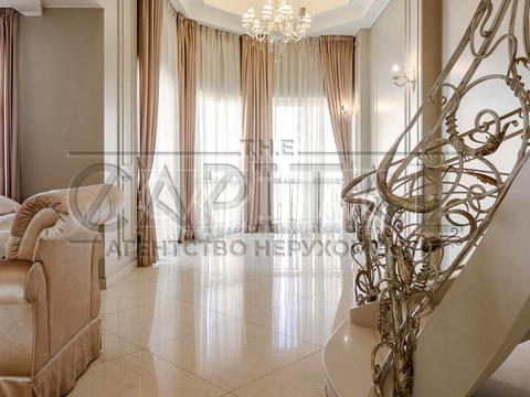 комерційна за адресою Володимира Івасюка просп. (Героїв Сталінграду), 24-А