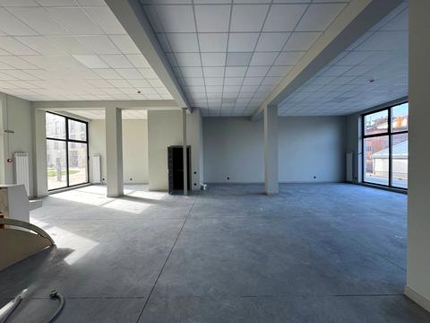 коммерческая по адресу Новознесенская ул., 4