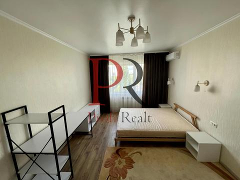 квартира за адресою Академіка Кіпріанова вул., 4