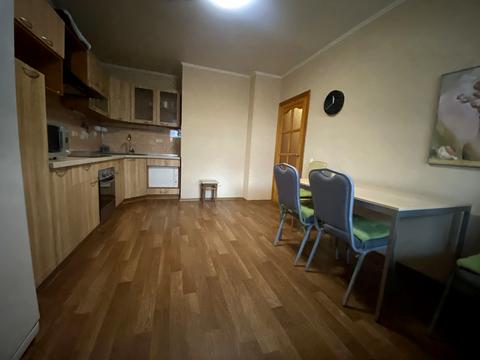 квартира за адресою Миколи Бажана просп., 16