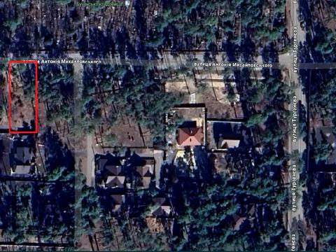 участок по адресу Антония Михайловского ул.