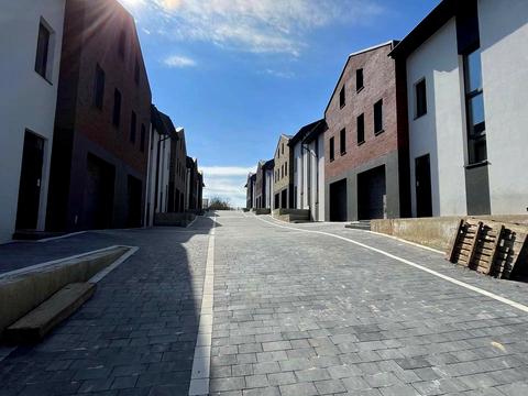 дом по адресу с. Подгородное, Василия Стуса ул.